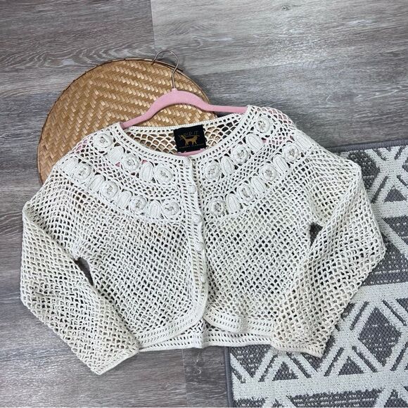 Vintage Sweaters - Vintage crochet 90’s cardigan with 3d flowers & pearls cottagecore dainty S‎